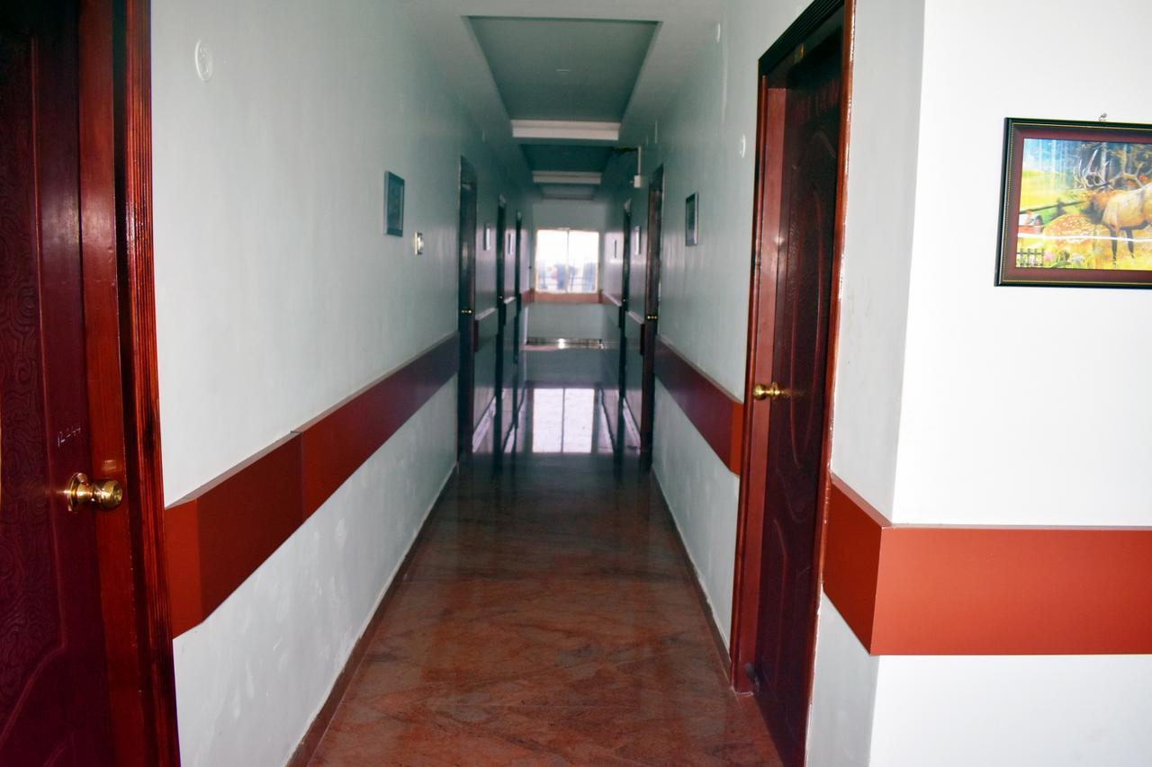 Hotel Apple Park Inn Tiruchirappalli Zewnętrze zdjęcie