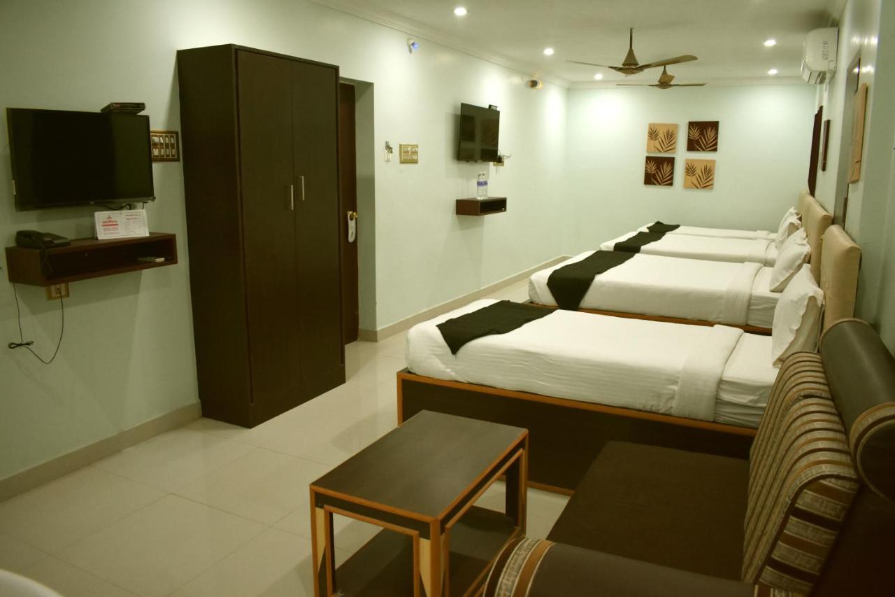 Hotel Apple Park Inn Tiruchirappalli Zewnętrze zdjęcie